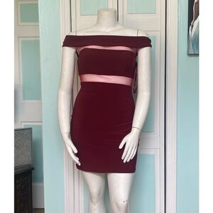 Size Large 12 14 Burgundy Stretch Cocktail Short Dress Homecoming off shoulder